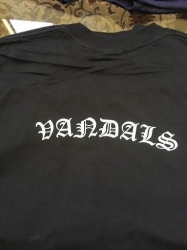 VANDALS - Saint Mary T-shirt ~Never Worn~ MEDIUM
