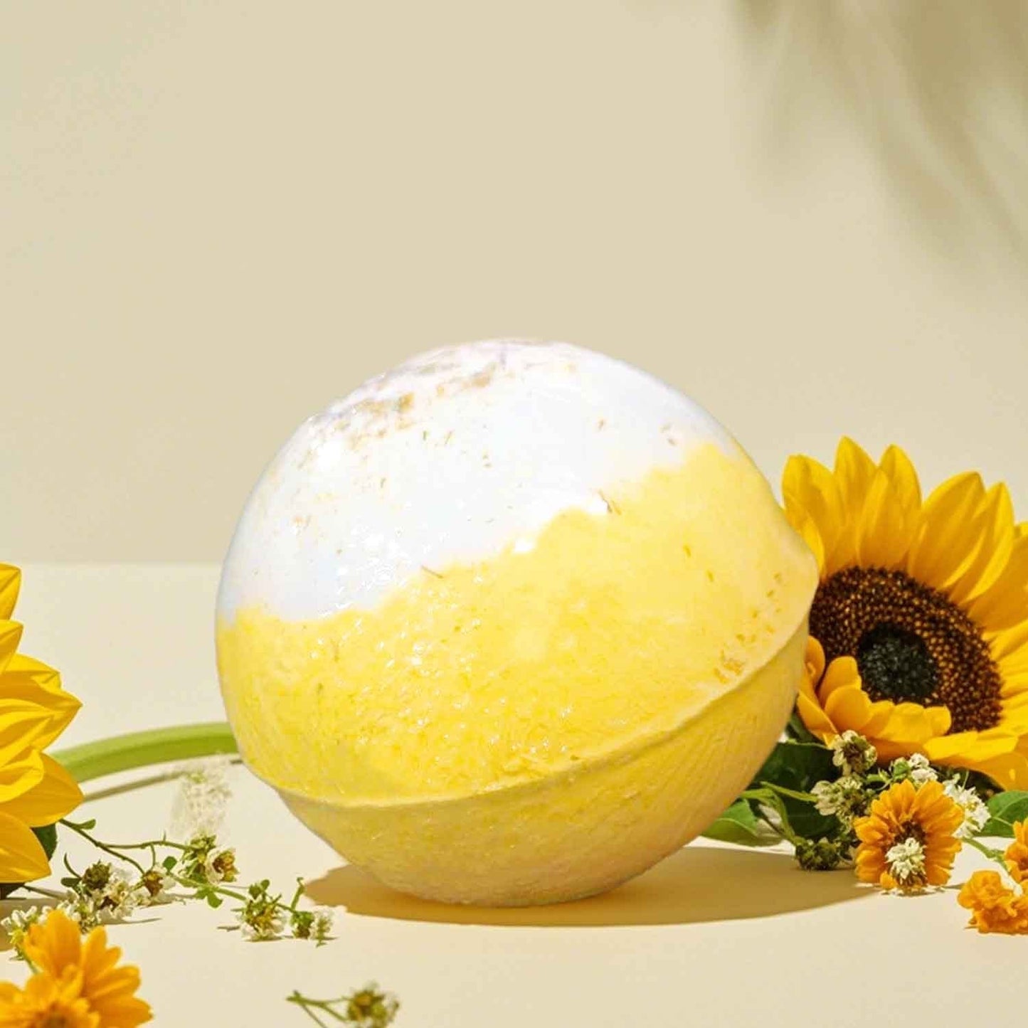 8pcs Fabulous Yellow Gift Set for Women - Includes Insulated Tumbler, Greeting Card, Hair Tie, Scented Candle, Bath Salts, Bath Bomb, Soap, and Elegant Gift Box - Perfect for Christmas & Thanksgiving, Gift Set, Scented Candle