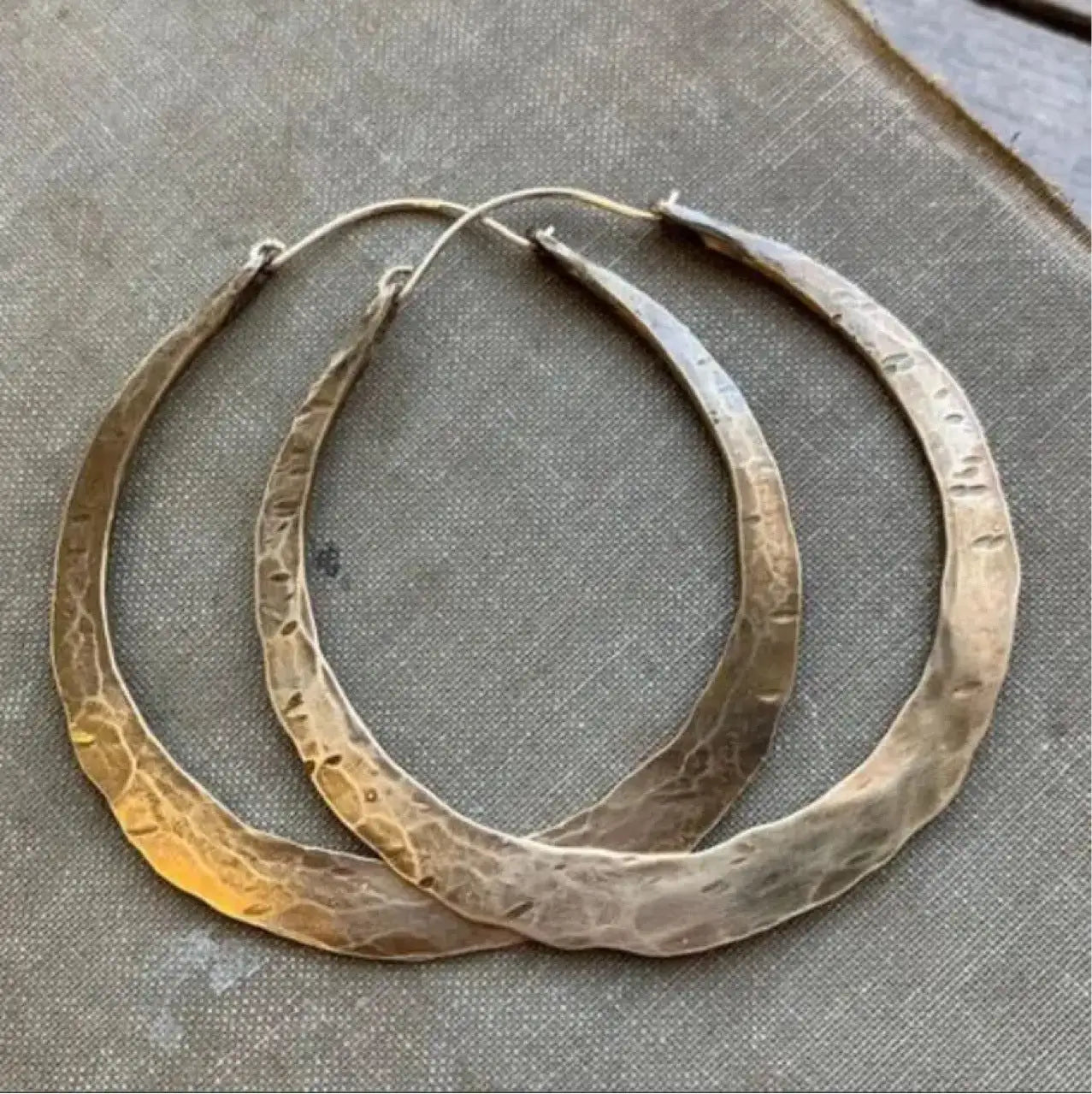 Round Earrings Light Luxury And Simplicity Special-interest Design