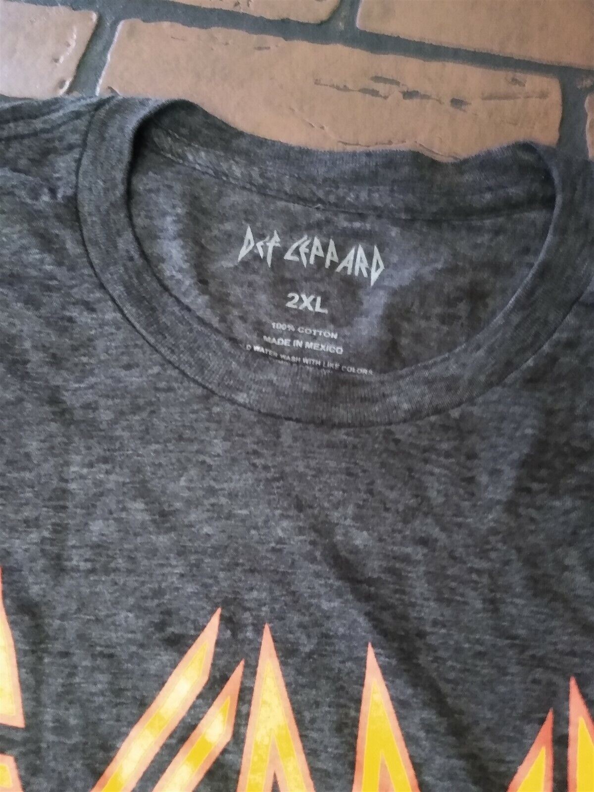 DEF LEPPARD - Retro Distressed Logo Combed Cotton Men's T-shirt ~Never Worn~ 2XL