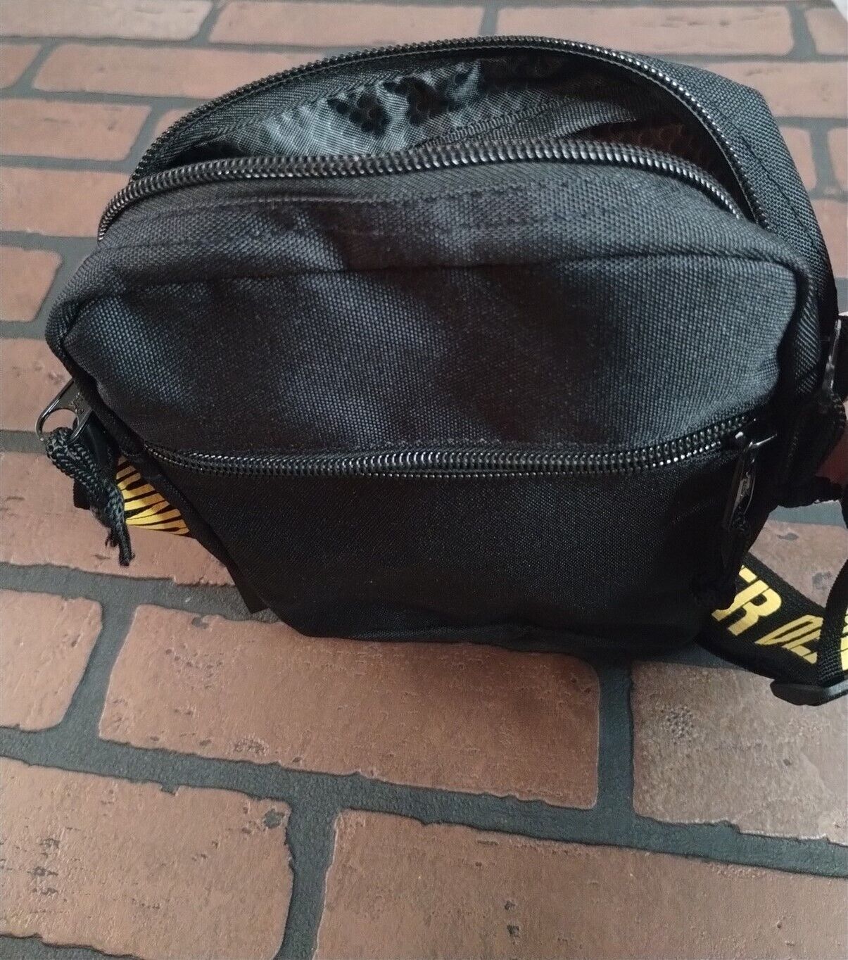 FIVE FINGER DEATH PUNCH -Way of the Fist Rocksax Crossbody Bag~New~