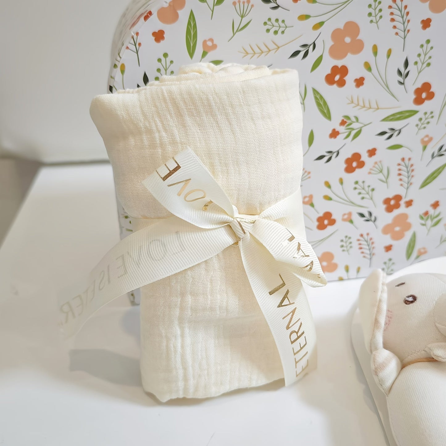 5pcs Youngsters Shower Gift Set - Unique Youngsters Essentials with Cotton Blanket, Elephant Lovey, Socks, and More, Soft & Cozy, Perfect for Boys & Girls, Ideal for Youngsters Shower / Youngsters Collection, for Youngsters