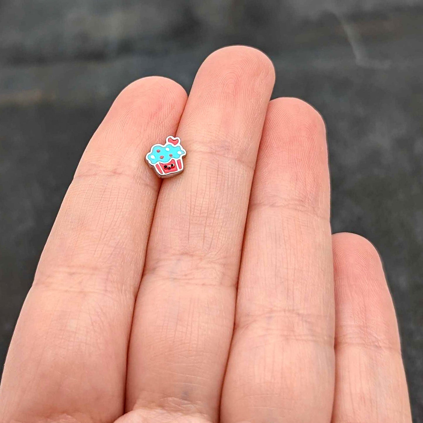 16G 1/4 Sweet Happy Cupcake Cartilage Tragus Earring