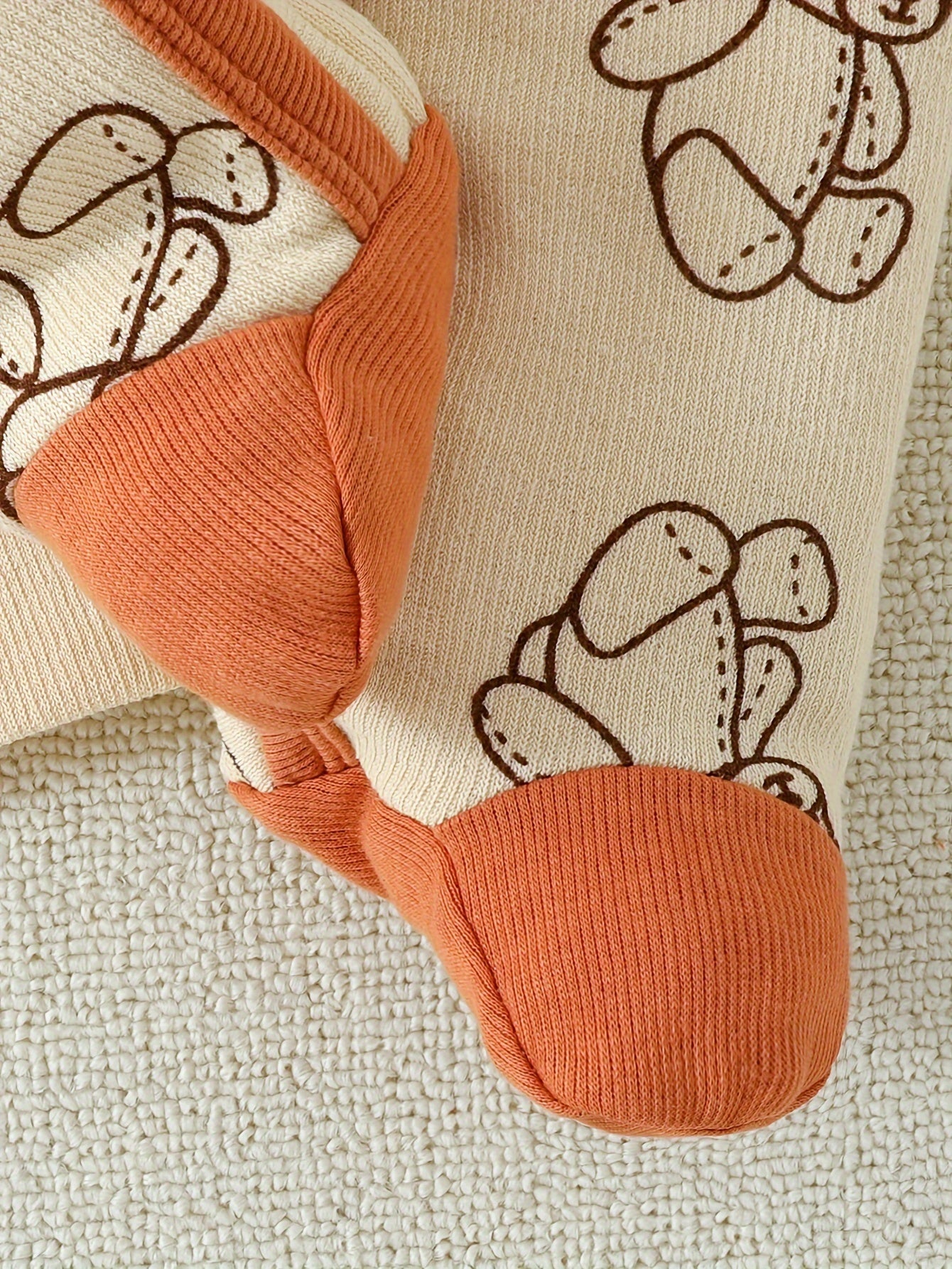 Baby Girl Romper Cute Bear Print Outfits, One-piece Romper + Hat + Baby Bib + Baby Blanket Four-piece Indoor And Outdoor Set