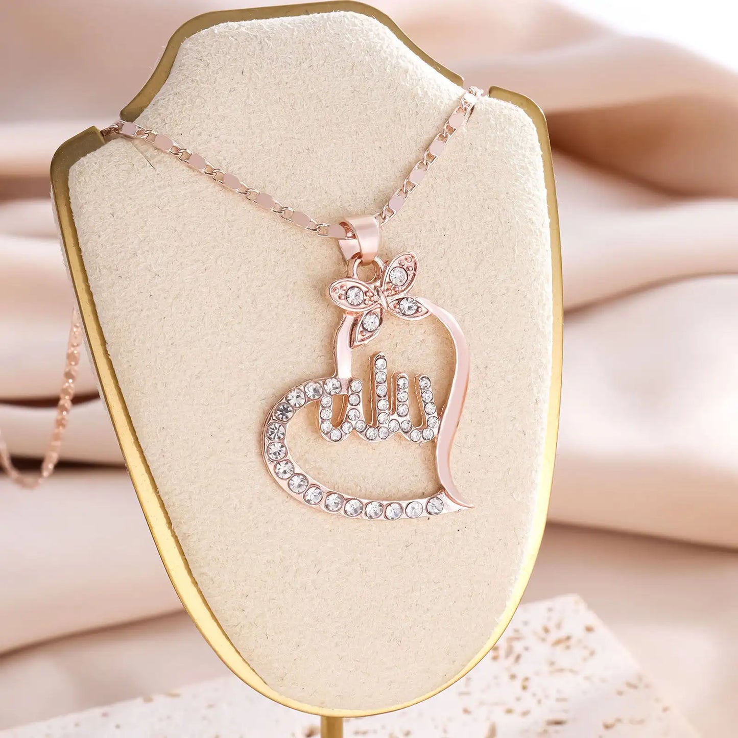 Creative Heart Full Diamond Fashion Hollowed-out Necklace
