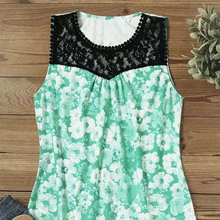 Ladies' Fashionable Casual Solid Color Printed Lace Collar Vest Top