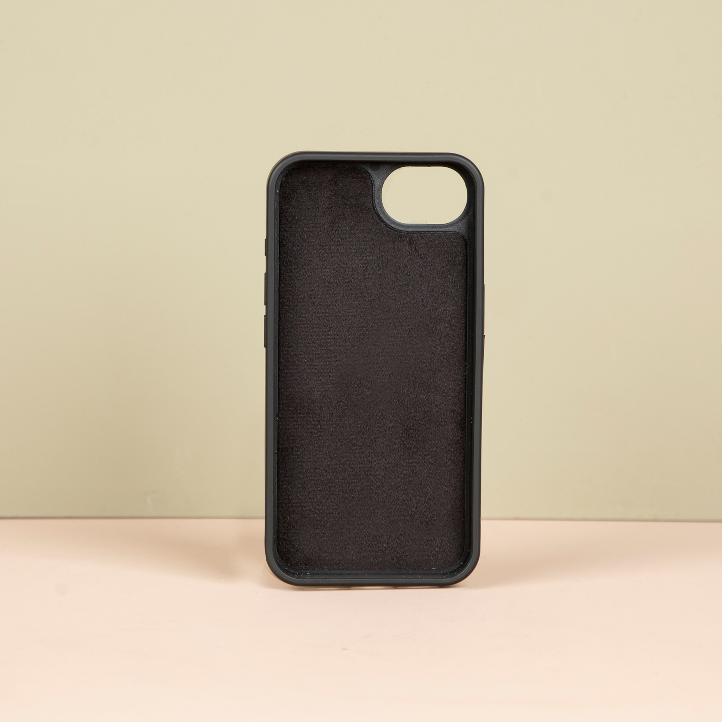 iPhone 16e Leather Wallet Case - Black - Brooklyn