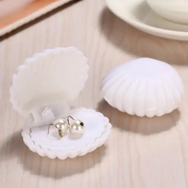 Shell Shaped Jewelry Box for Earrings and Necklaces