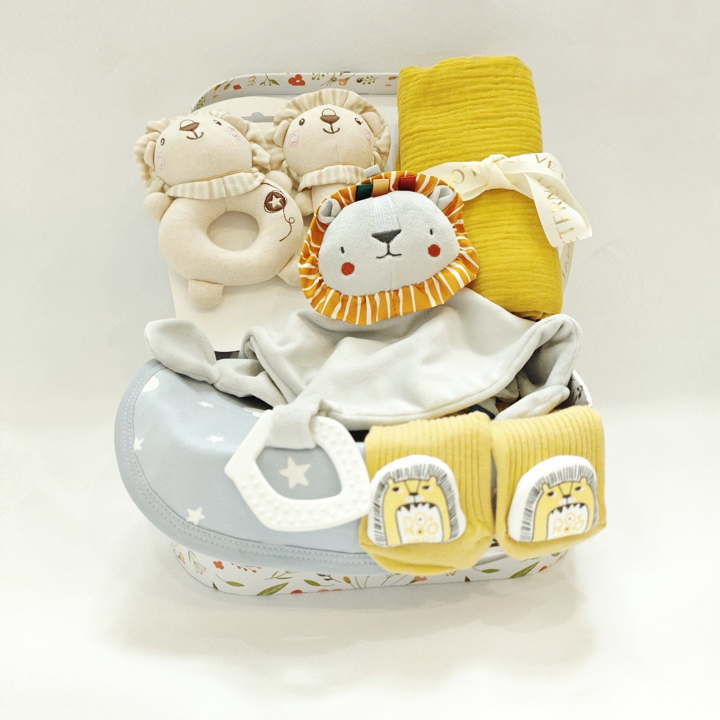 MOVEBO Youngsters Essentials Gift Set - Soft Cotton Blanket, Bath Towel & Rattle - Perfect Youngsters Shower Gift for Boys & Girls