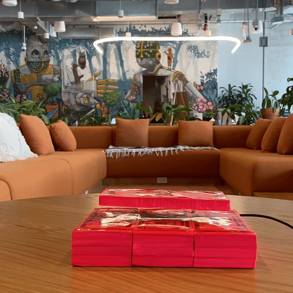 Levitating Stack - Flaming Pink