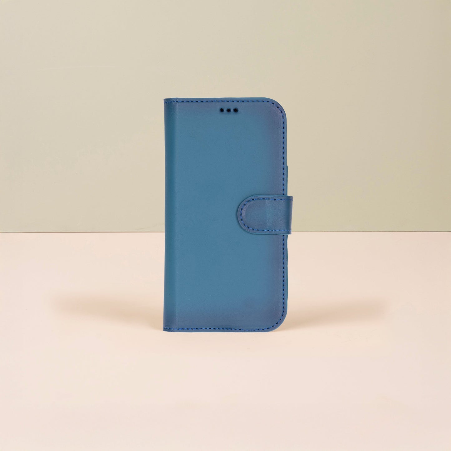 Leathere iPhone 17 Wallet Case – Blue - New York