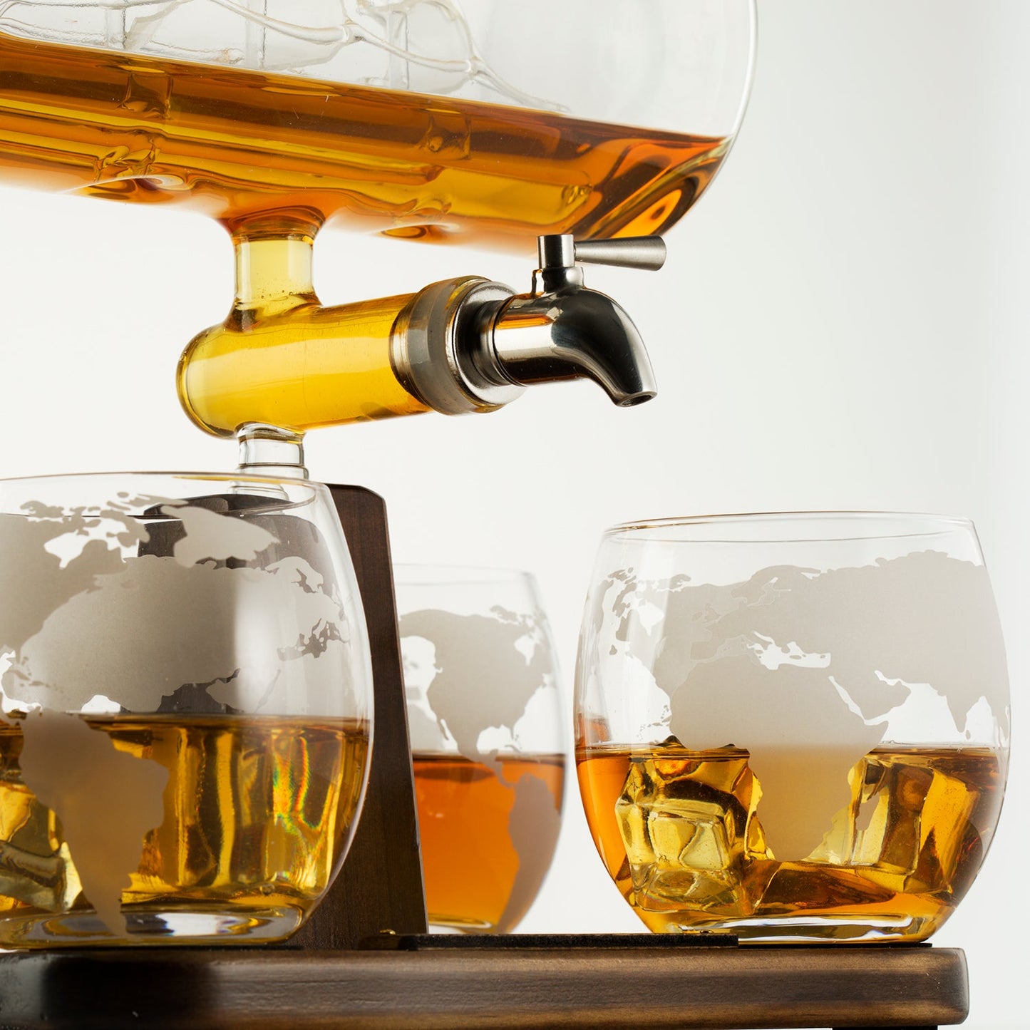 Whiskey & Wine Decanter Gifts for Men & Dad, Ship Decanter 1000ml, Set with 4 Globe Drinking Glasses - Cool Liquor Dispenser for Home Bar Unique Birthday Gift Ideas from Wife, Daughter, Son Present