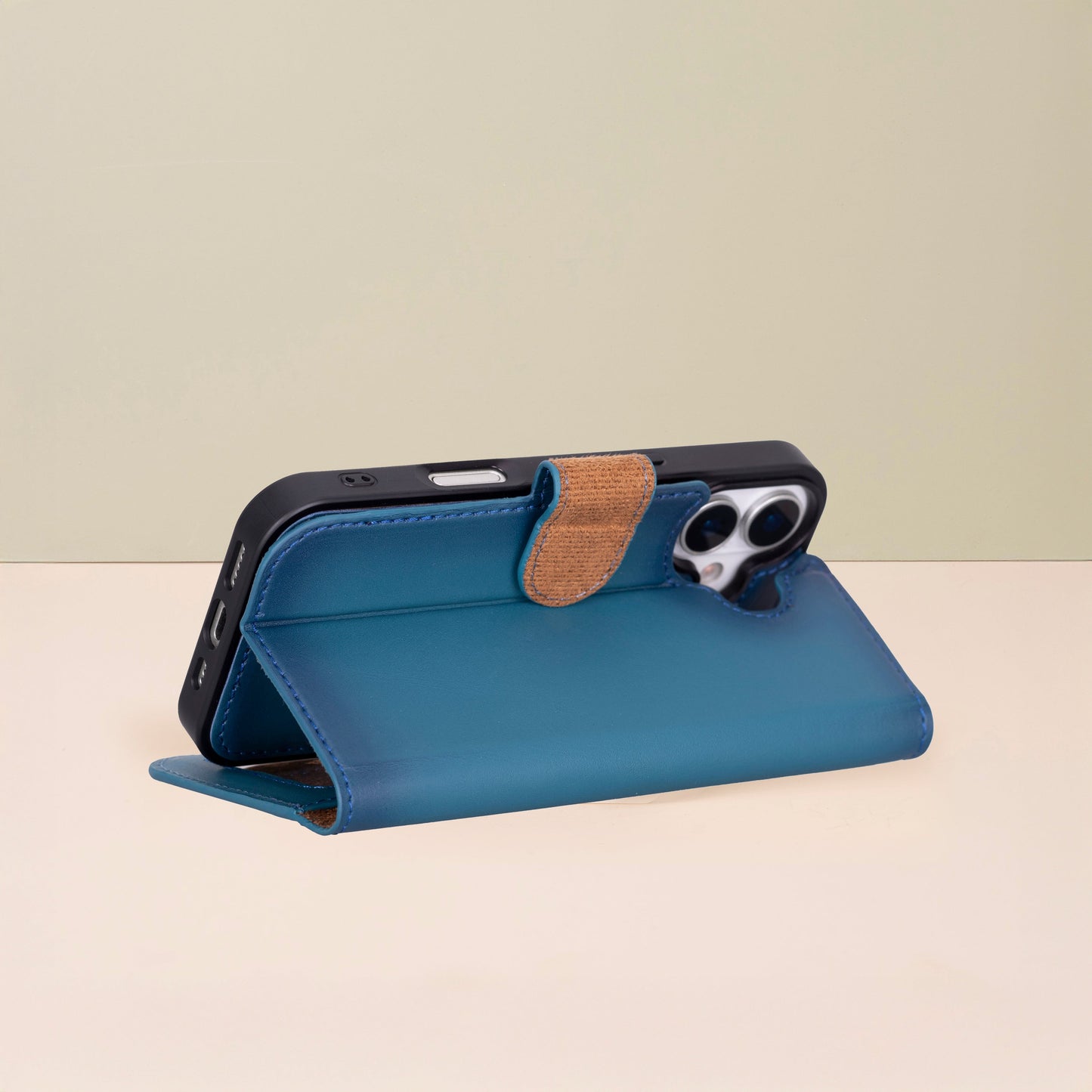 Leathere iPhone 17 Wallet Case – Blue - New York