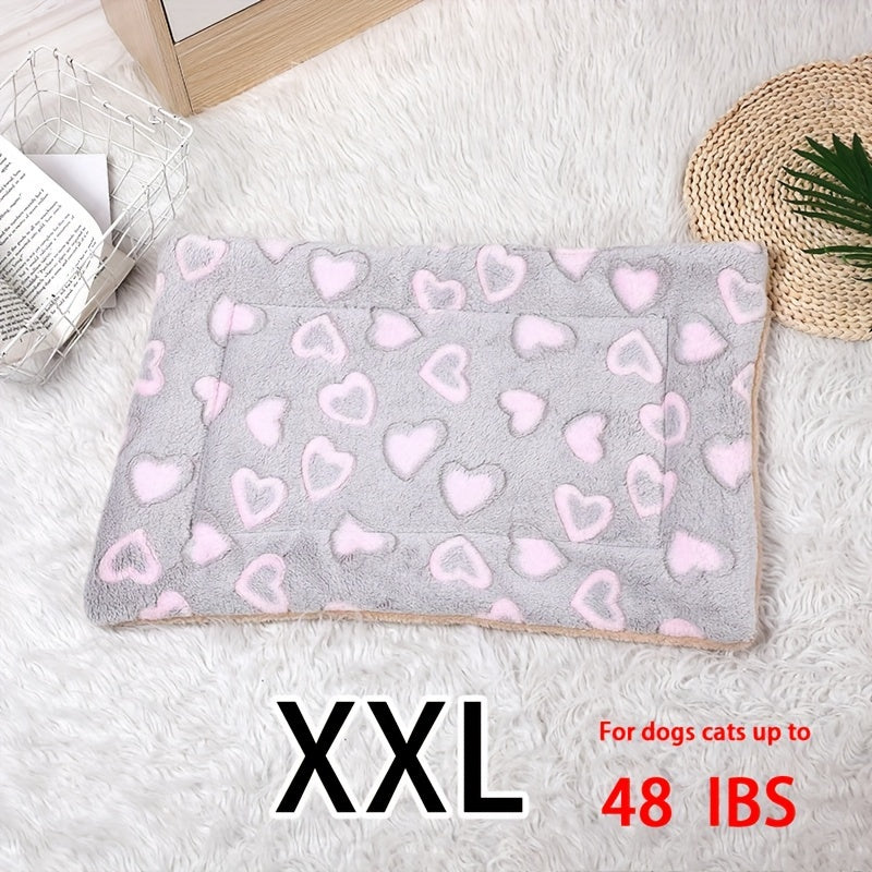 All-Season Dirt-Resistant Rectangular Pet Blanket - Comfortable Dog Paw Heart Print Pet Bed, 1pc