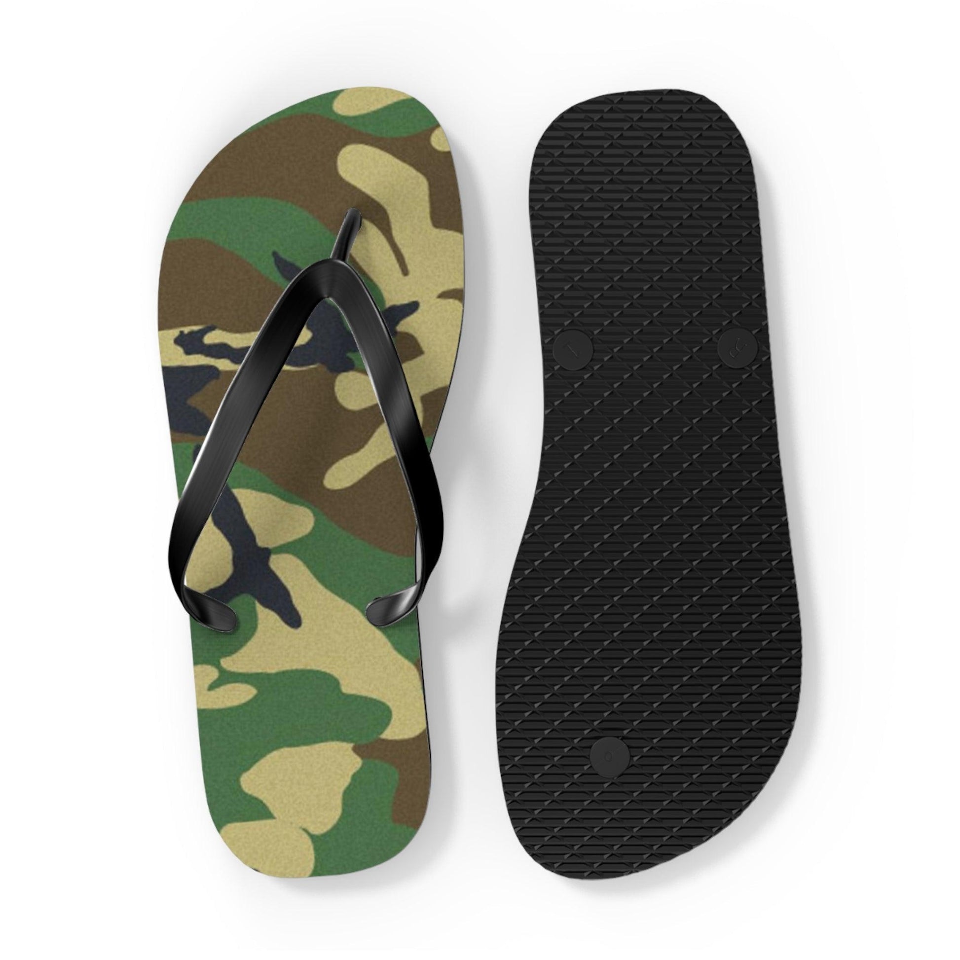 Men's Green Camouflage Flip Flops - Lizard Vigilante