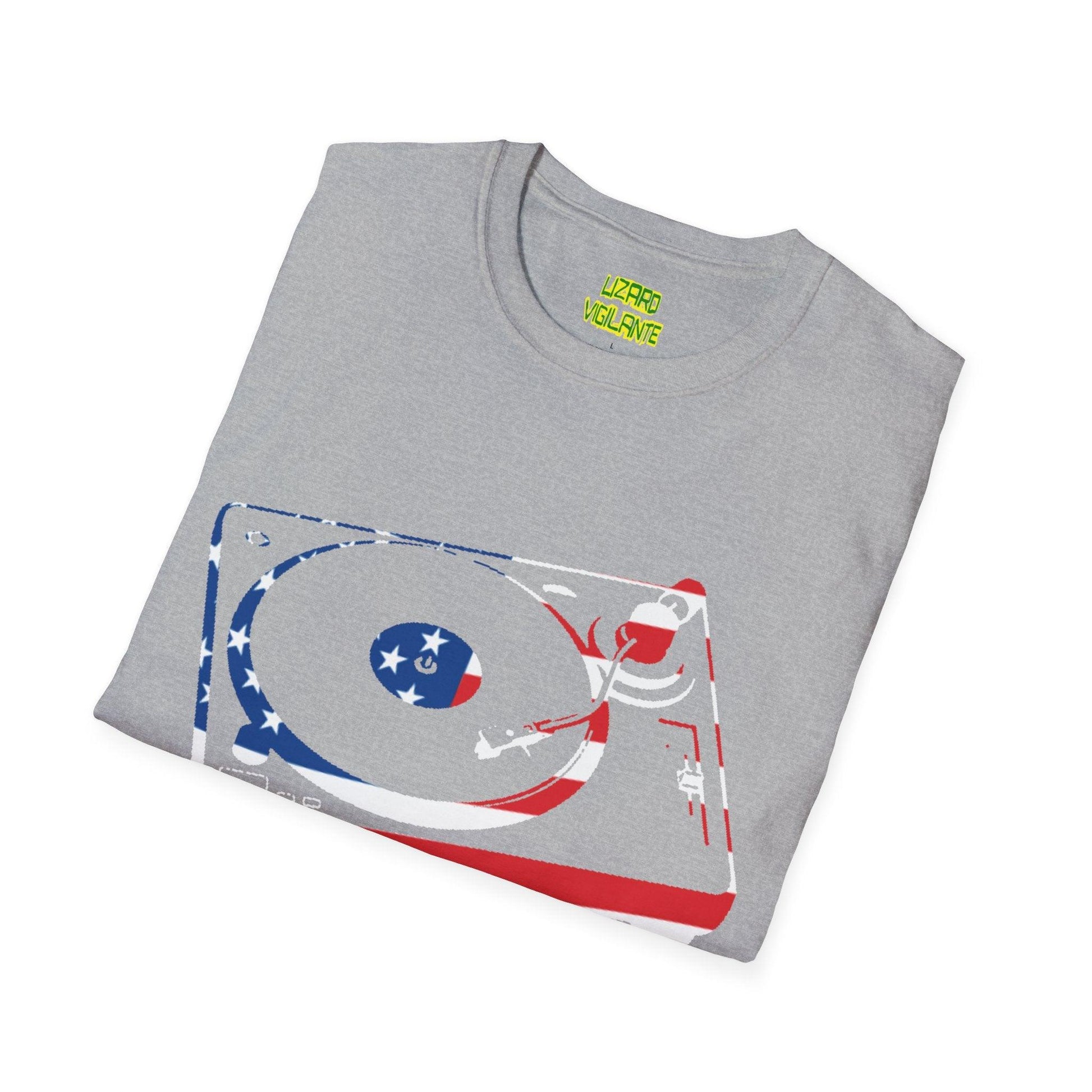 American Flag Turntable Unisex Softstyle DJ T-Shirt - Lizard Vigilante