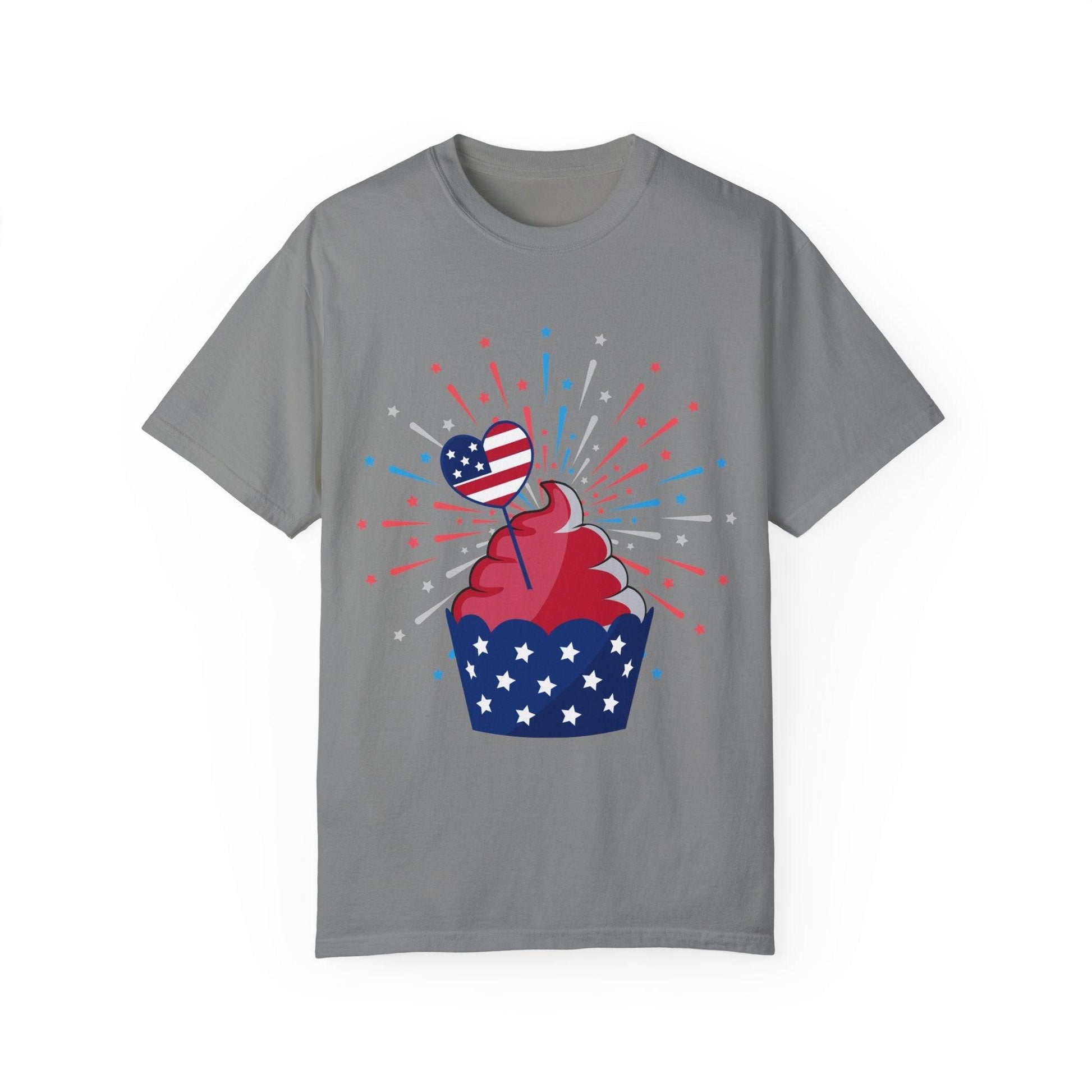 July 4th Cupcake Unisex Garment-Dyed T-shirt - Lizard Vigilante