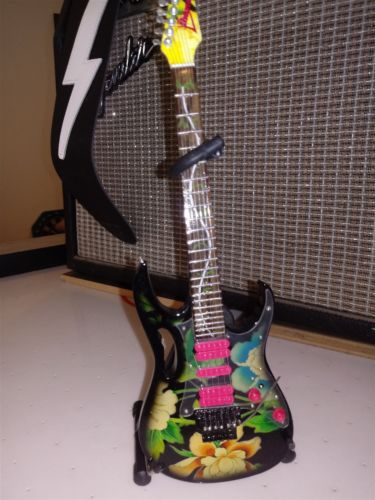 STEVE VAI - Signature Lotus Flower 1:4 Scale Replica Guitar ~Axe Heaven