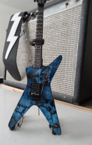 DIMEBAG DARRELL-Dean Far Beyond Driven Blue 1:4 Scale Replica Guitar ~Axe Heaven