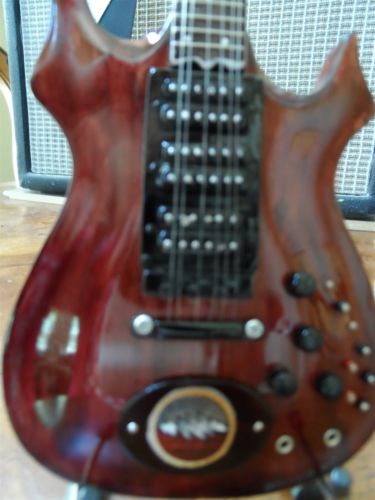 JERRY GARCIA - Lightening Bolt 1:4 Scale Replica Guitar ~Axe Heaven