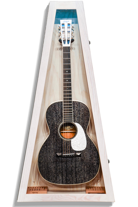 ClimaCase Triangle Humidor - Northern White Ash with White Wash Stain