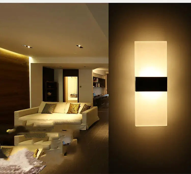 USB Powered Indoor Wall Lamp
