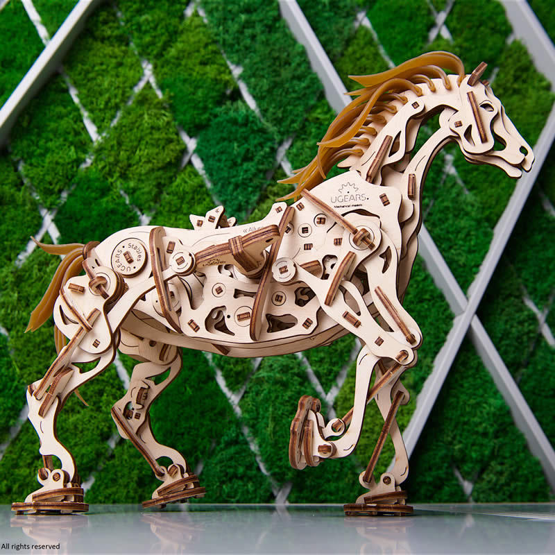 Bionic Horse Mechanical Trojan Horse Wooden Mechanical Transmission Model