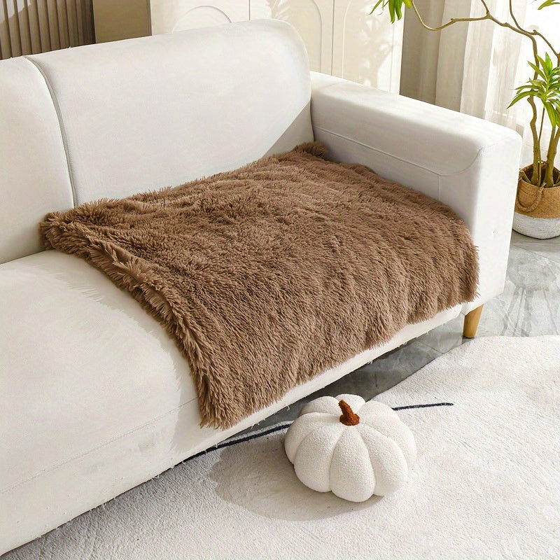 [Warm Luxurious Pet Blanket Comfort] Luxurious Plush Pet Blanket for Cats & Dogs - Machine Washable, Winter Warmth Comfort Mat for Nests and Sofas