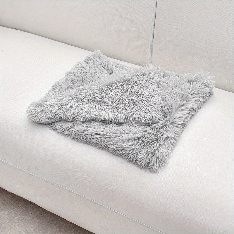 [Warm Luxurious Pet Blanket Comfort] Luxurious Plush Pet Blanket for Cats & Dogs - Machine Washable, Winter Warmth Comfort Mat for Nests and Sofas