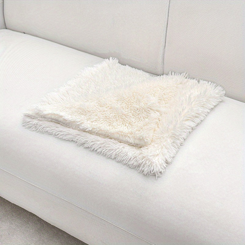 [Warm Luxurious Pet Blanket Comfort] Luxurious Plush Pet Blanket for Cats & Dogs - Machine Washable, Winter Warmth Comfort Mat for Nests and Sofas