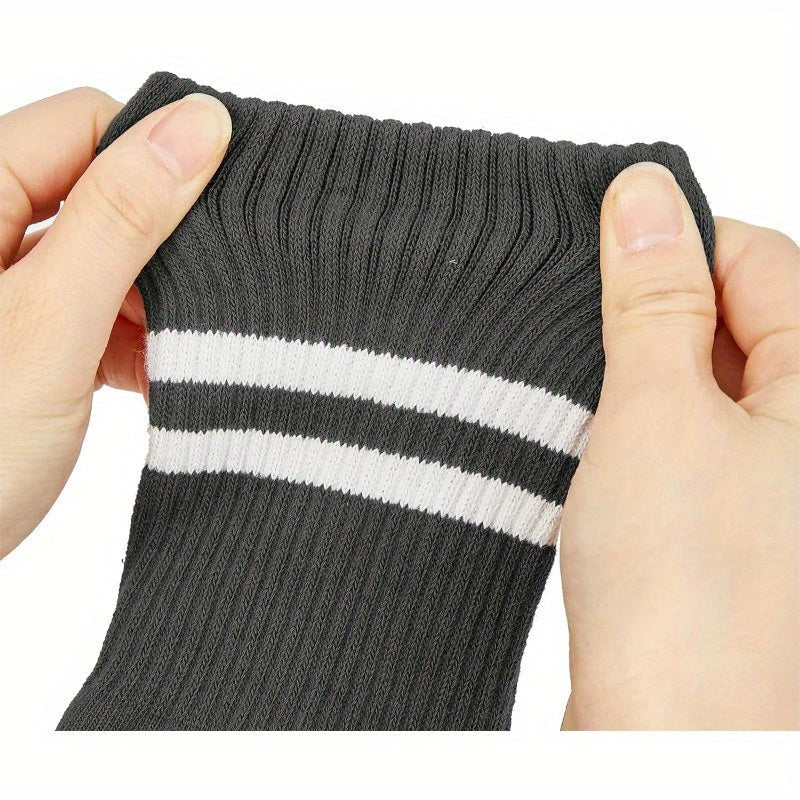 3pcs Women's Non-Slip Yoga & Pilates Socks with Grips - Breathable, Comfort Fit for Barre & Ballet, Yoga Socks, Pilates Socks - For Women - Suitable for Yoga, Pilates, Barre & Ballet - Perfect Gift for Fitness Enthusiasts