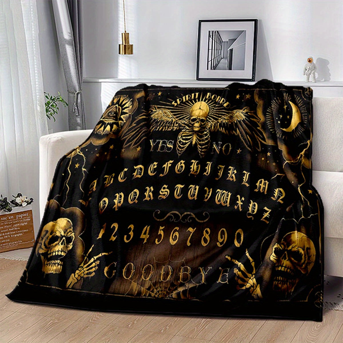 Ouija Board Design Flannel Throw Blanket, Soft Polyester Fiber, Decorative Sofa Couch Picnic Blanket, Lightweight Warm Bed Cover for Living Room Bedroom, Polyester 100%, Large Size Available