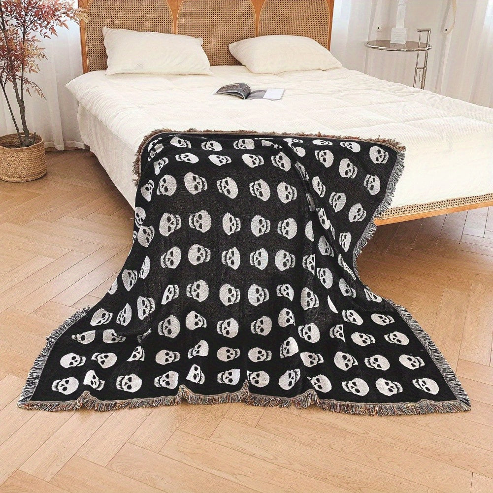 Skull Pattern Picnic Blanket, Machine Washable, Knit Weave, Multi-Functional Fringe Throw, Polyester Backing, for Outdoor Camping, Yoga Mat, Bed Sofa Living Room Decor, Machine Made