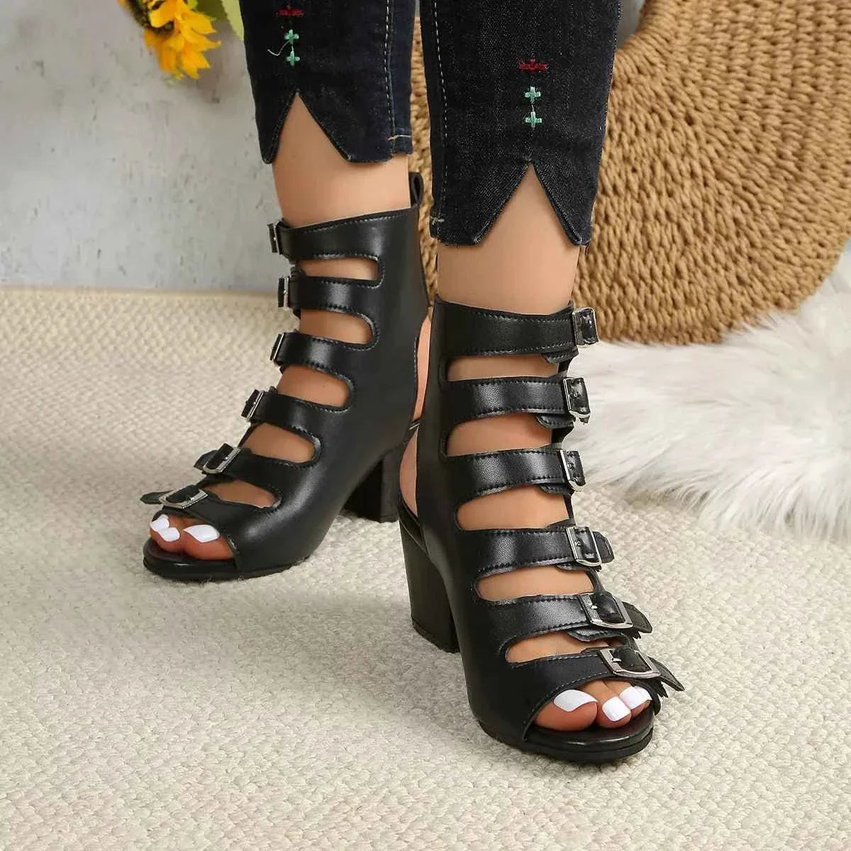Buckle Heel Block : Heels Sandals
