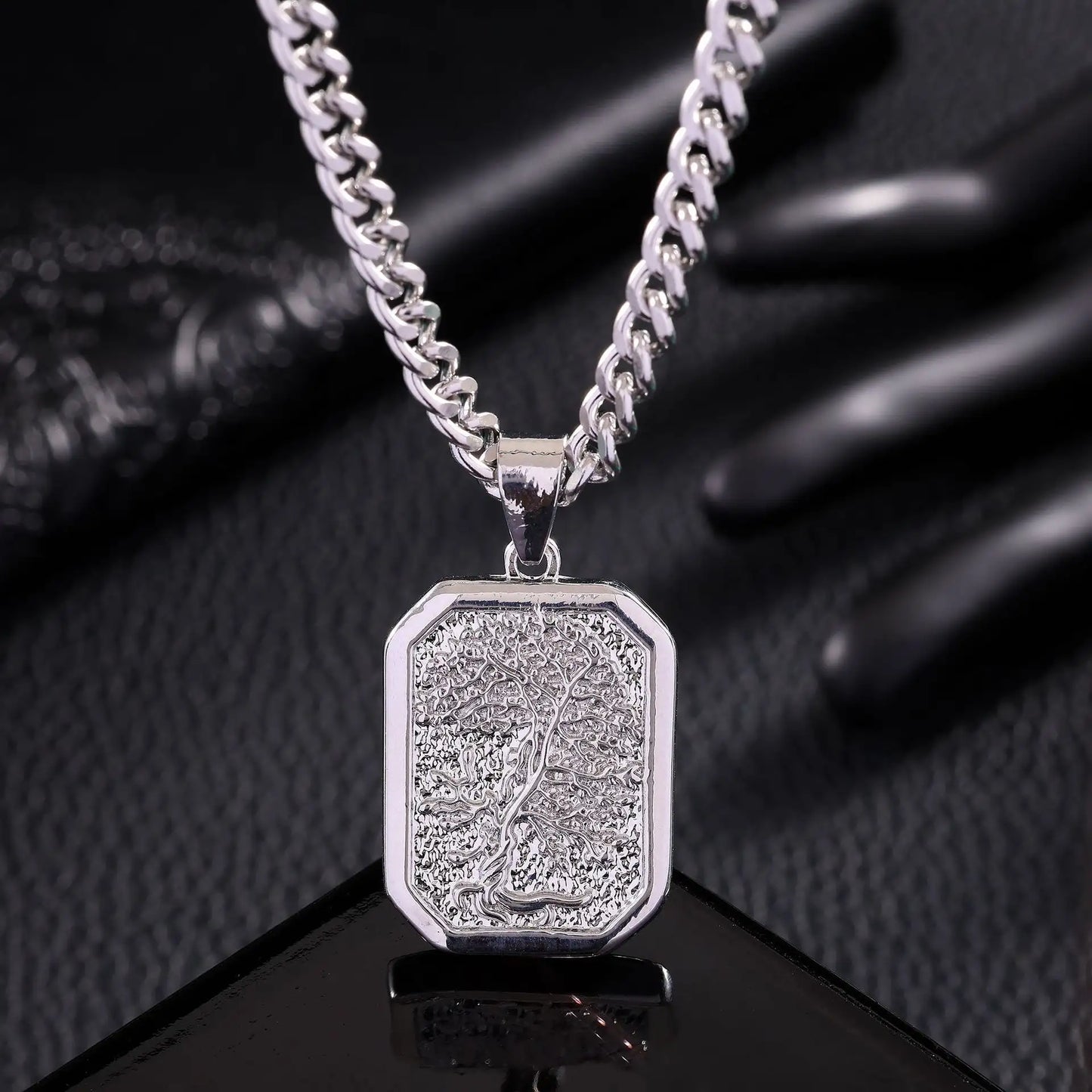 Artistic Retro Tree Of Life Relief Hip Hop Necklace