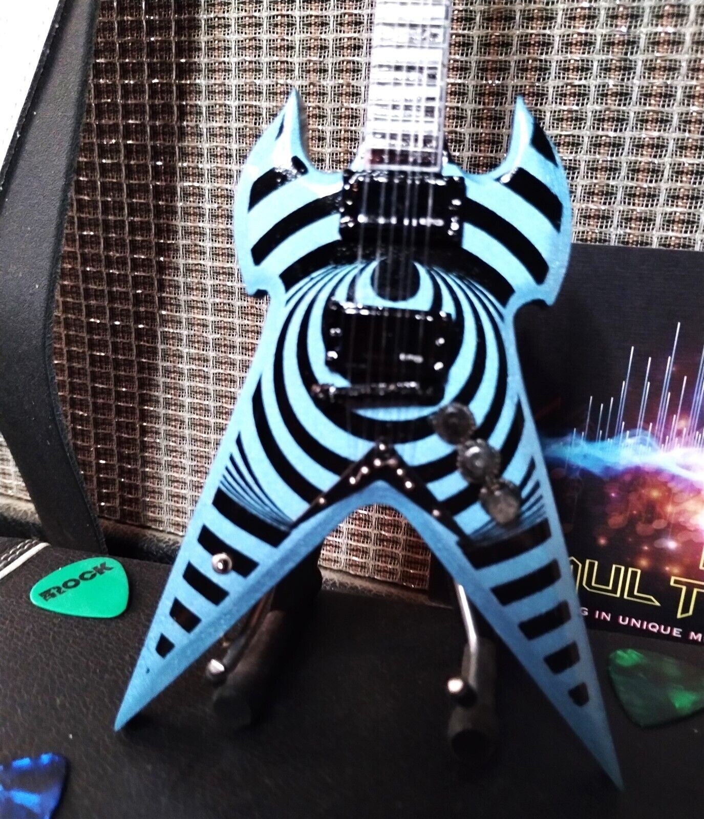 ZAKK WYLDE -Warhammer Pelham Blue Vertigo 1:4 Scale Replica Guitar ~Axe Heaven~