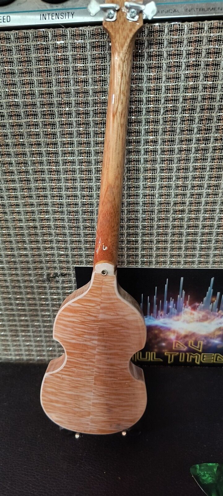 PAUL McCartney - Union Jack UK Violin 1:4 Scale Replica Bass Guitar ~Axe Heaven~