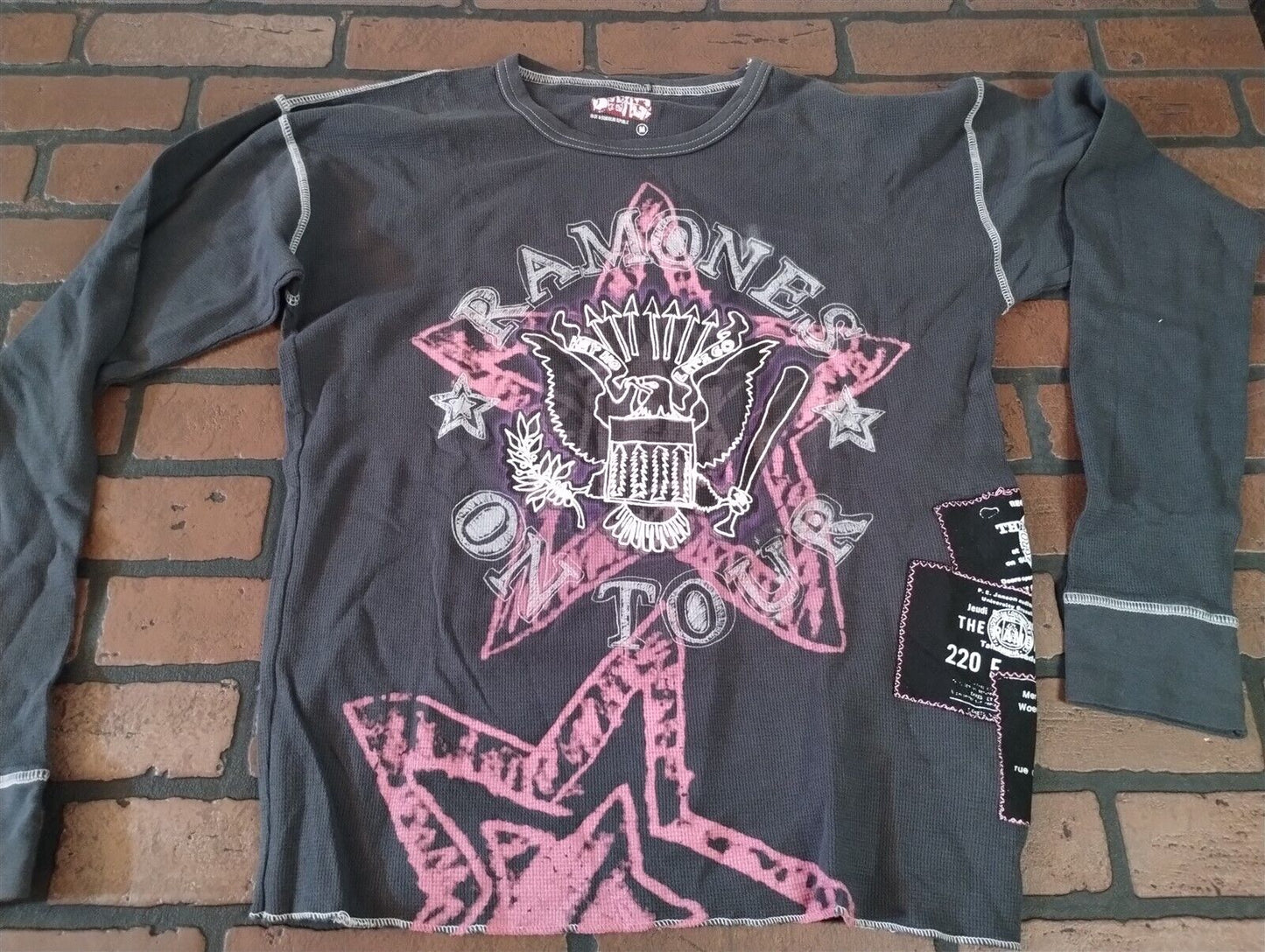 RAMONES - On Tour Premium Thermal~Never Worn~ M L