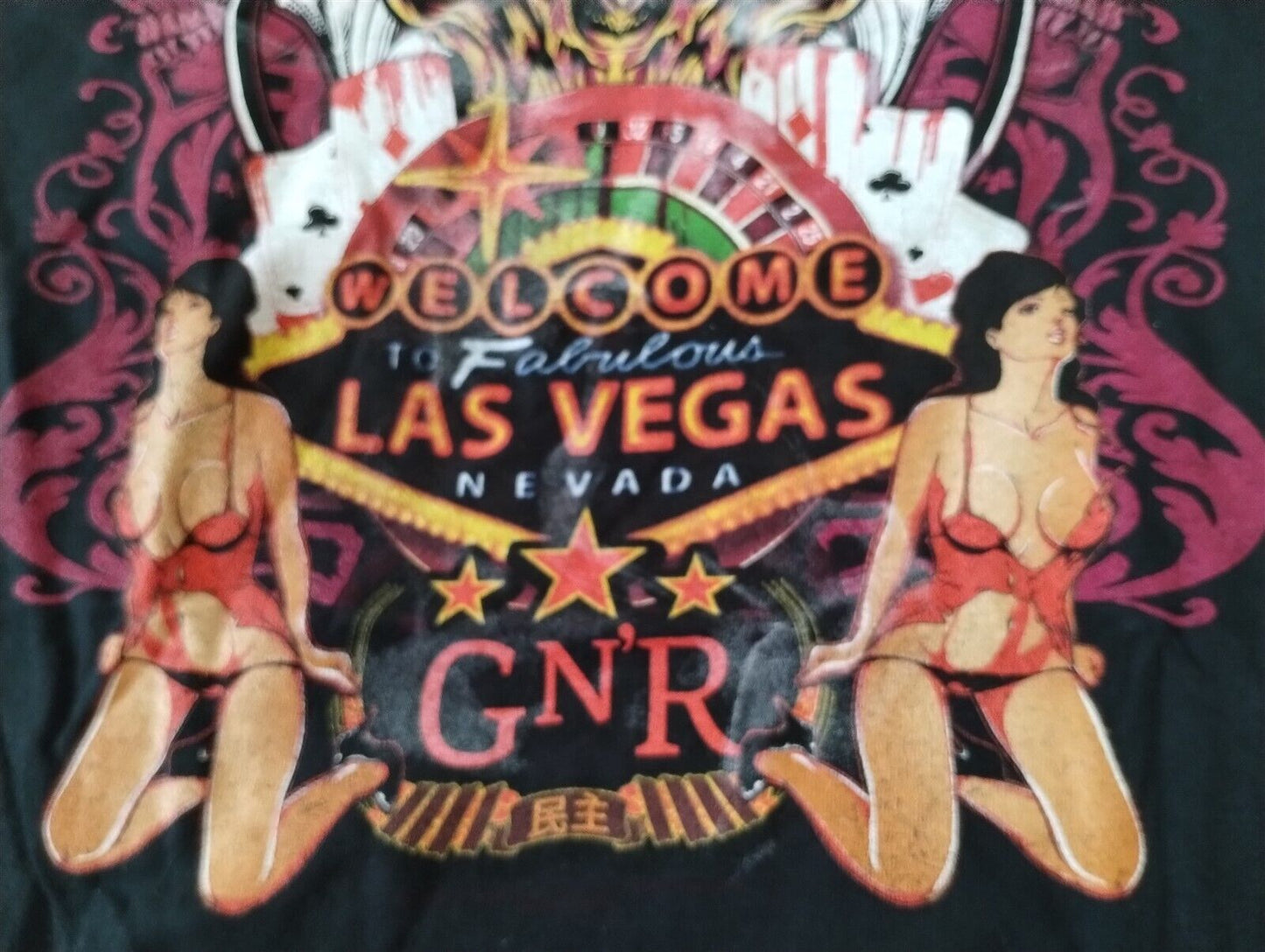 GUNS N' ROSES-2012 Distressed Welcome to Fabulous Las Vegas T-shirt ~Never Worn~