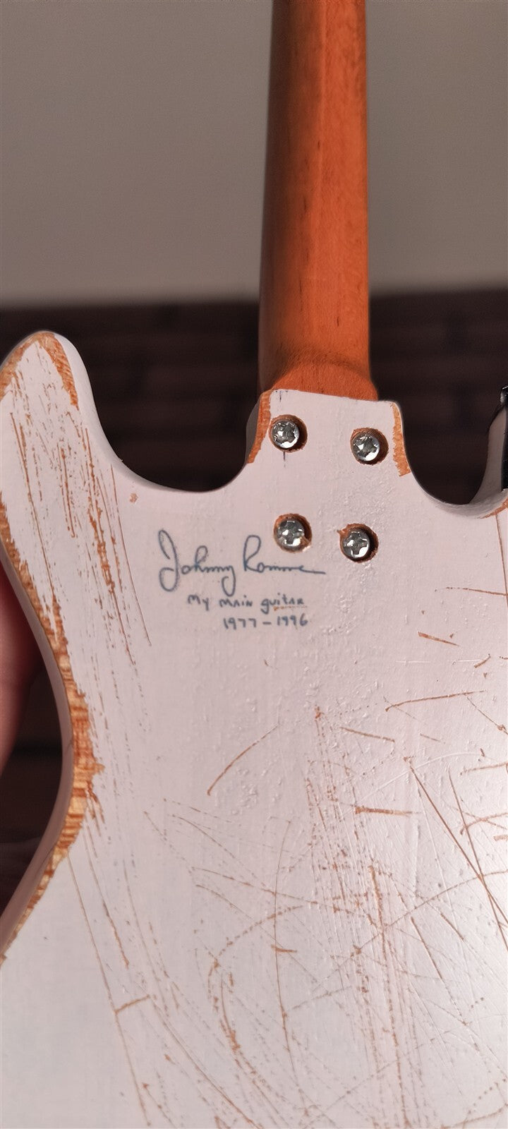 JOHNNY RAMONE -Sig 1965 Mosrite Ventures II Replica 1:4 Scale Guitar ~Axe Heaven