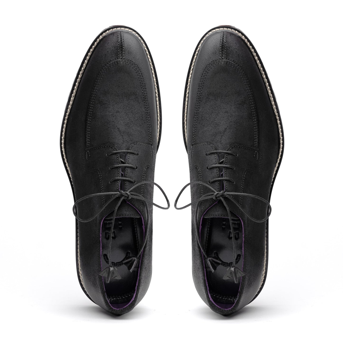 26-224-BLK CAMPO Sueded Goatskin Lace Up with Wax Finish, Black
