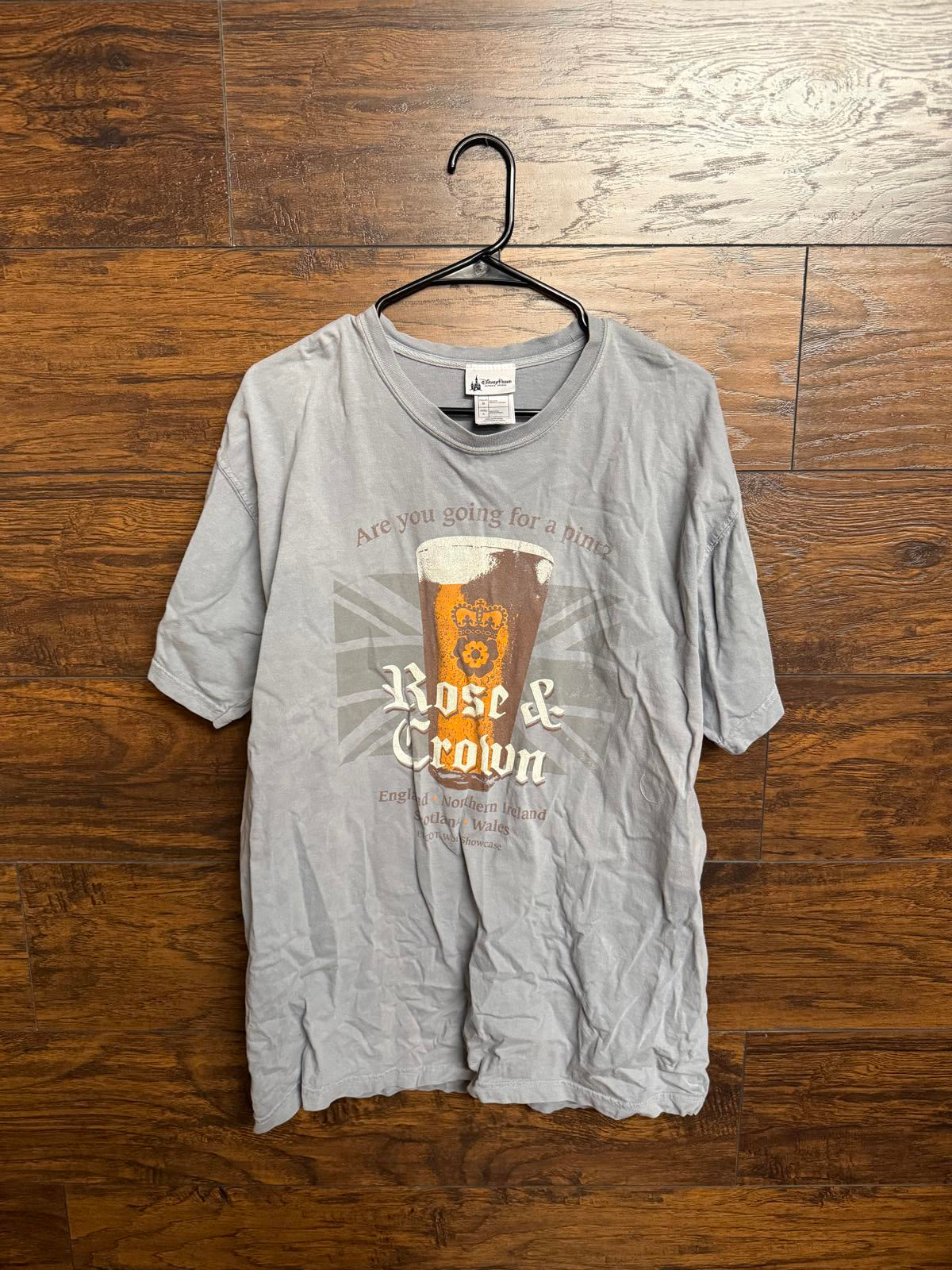 Disney Parks Beer T-shirt Epcot Rose and Crown Tee -L