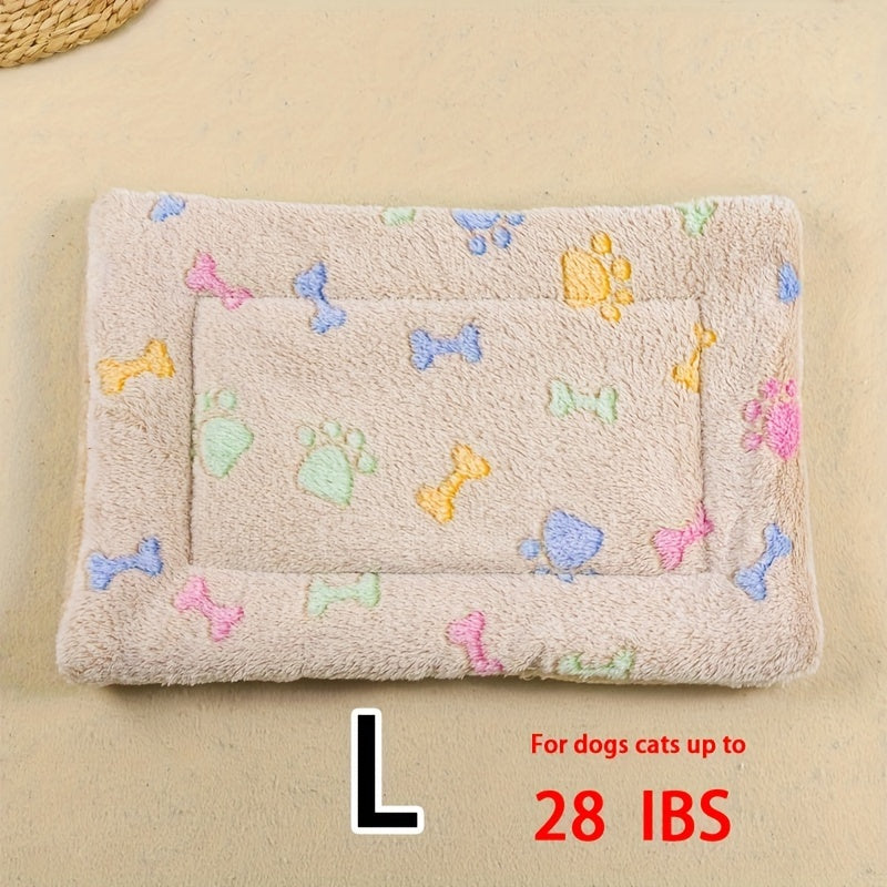 All-Season Dirt-Resistant Rectangular Pet Blanket - Comfortable Dog Paw Heart Print Pet Bed, 1pc