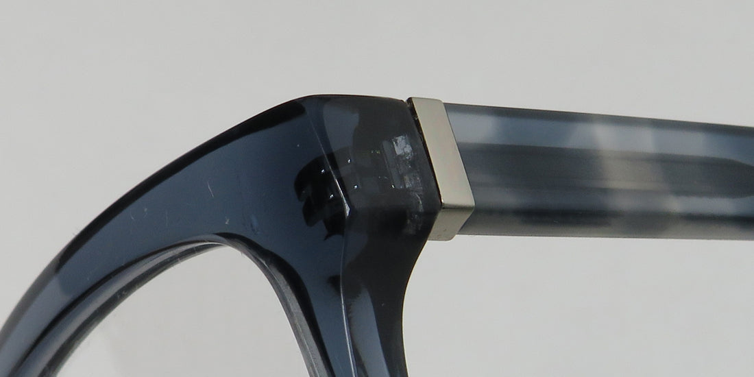 Isaac Mizrahi 30025 Eyeglasses