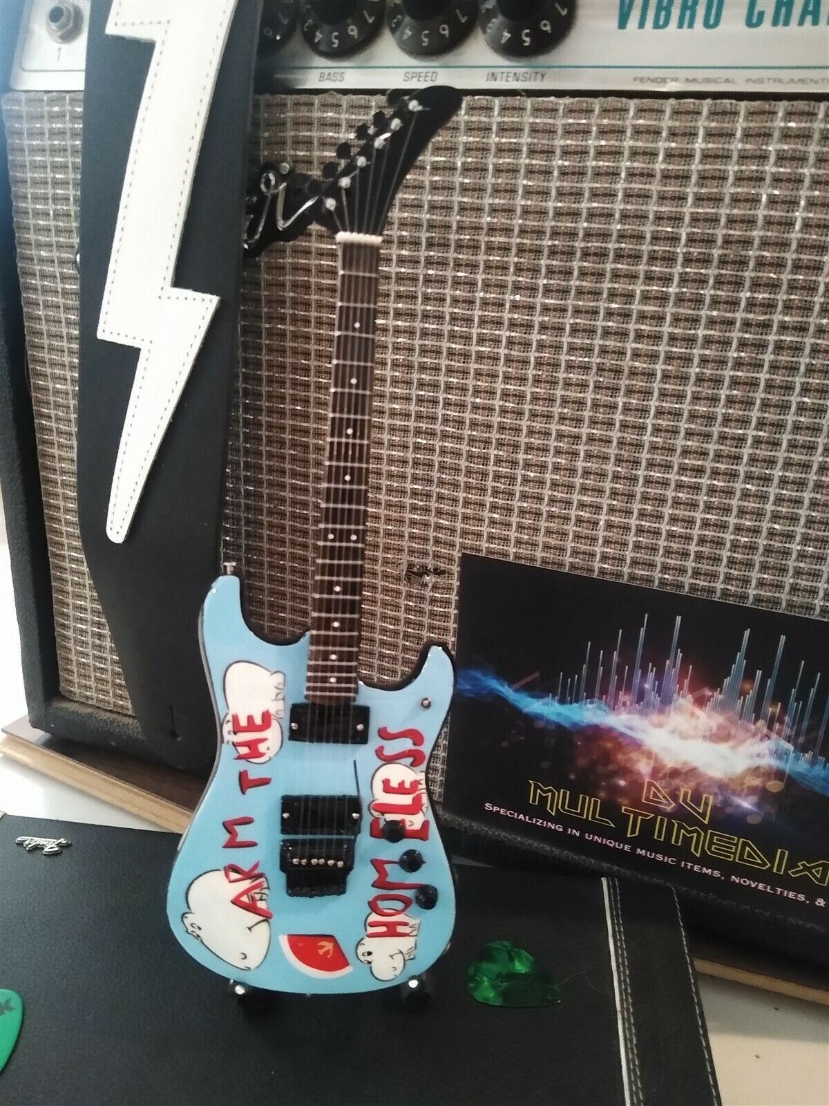 TOM MORELLO - Signature Arm the Homeless 1:4 Scale Replica Guitar ~Axe Heaven