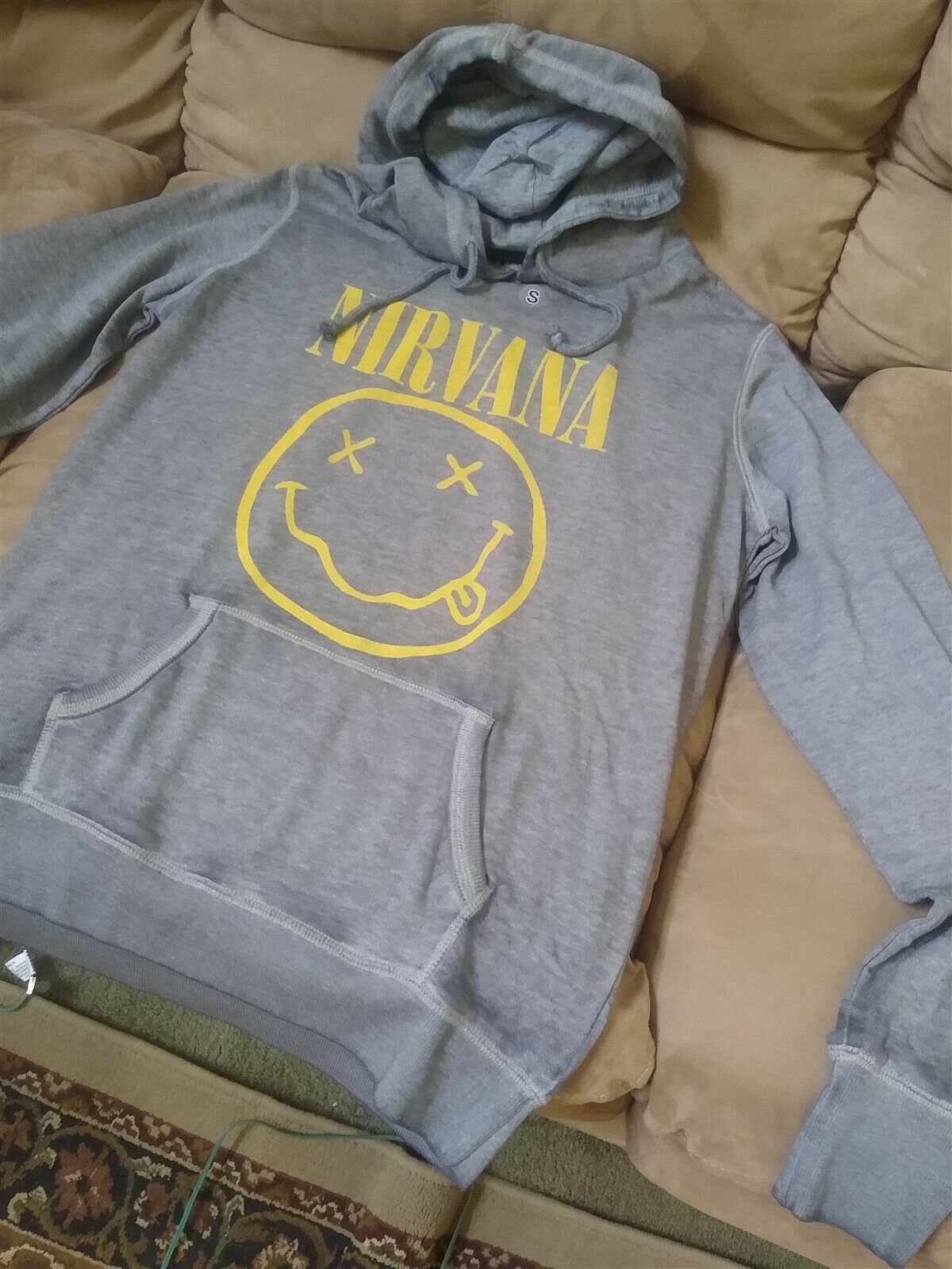 NIRVANA - 2017 Smiley Long Sleeve Women's Hoodie ~Never Worn~ S