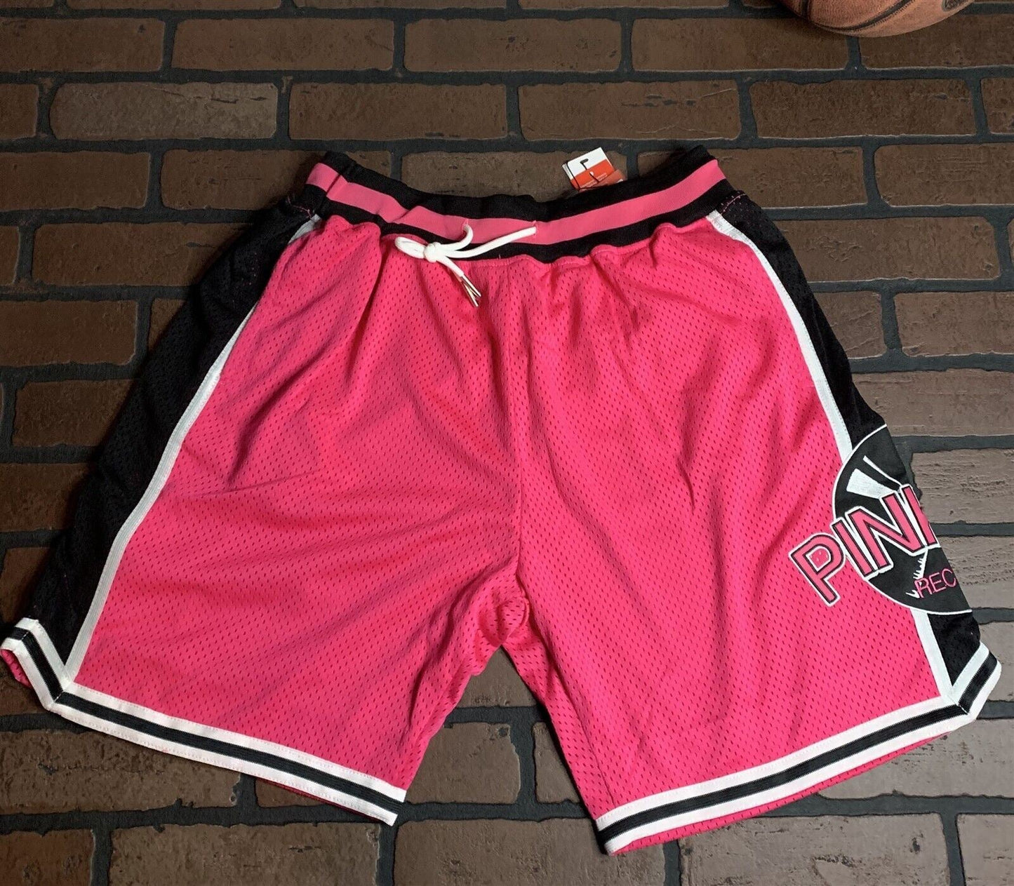 PINKY'S RECORDS Headgear Classics Pink Basketball Shorts ~Never Worn~ M XL