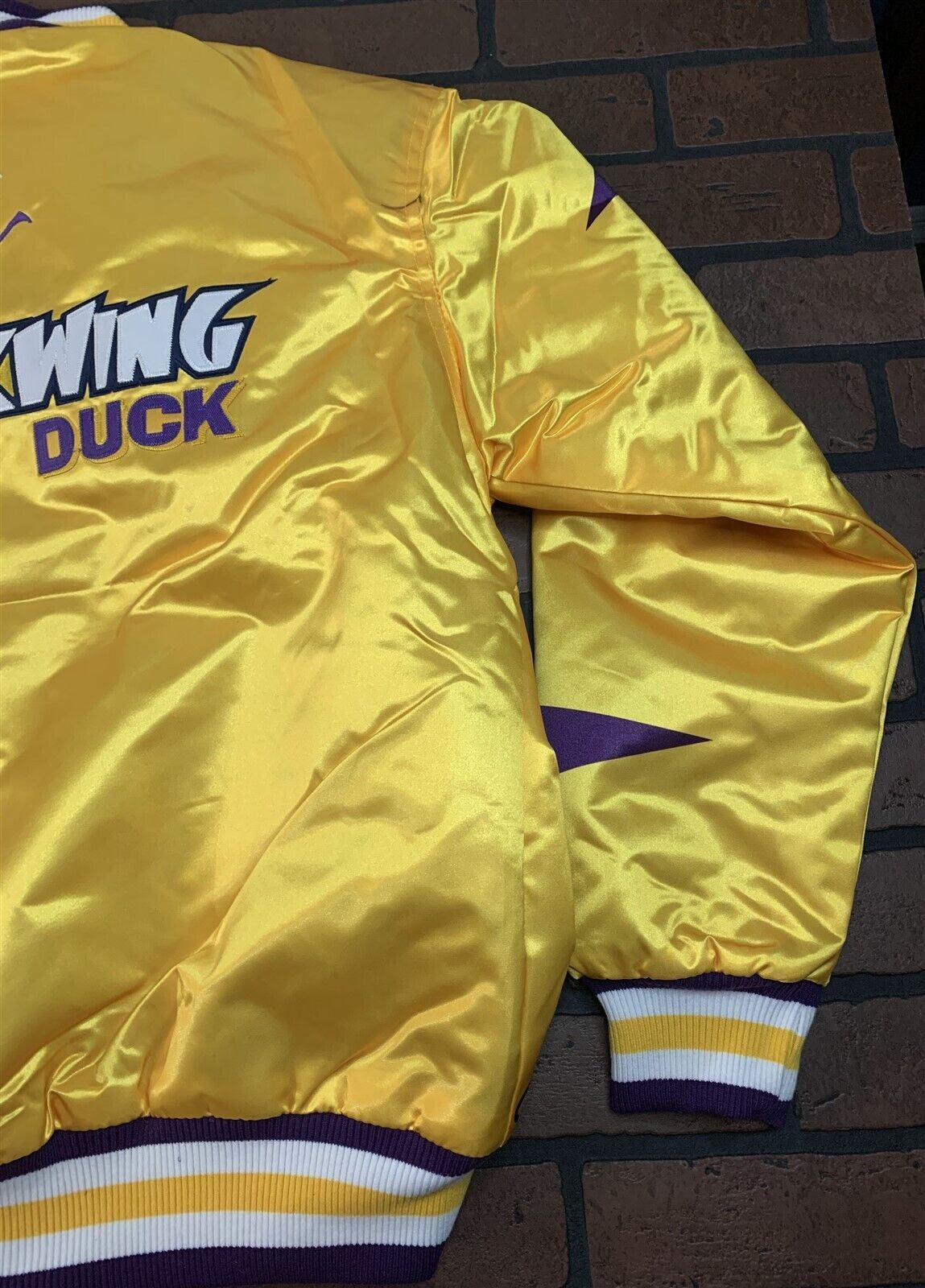 DARKWING DUCK LOS ANGELES Headgear Classics Streetwear Jacket~Never Worn~M L XL