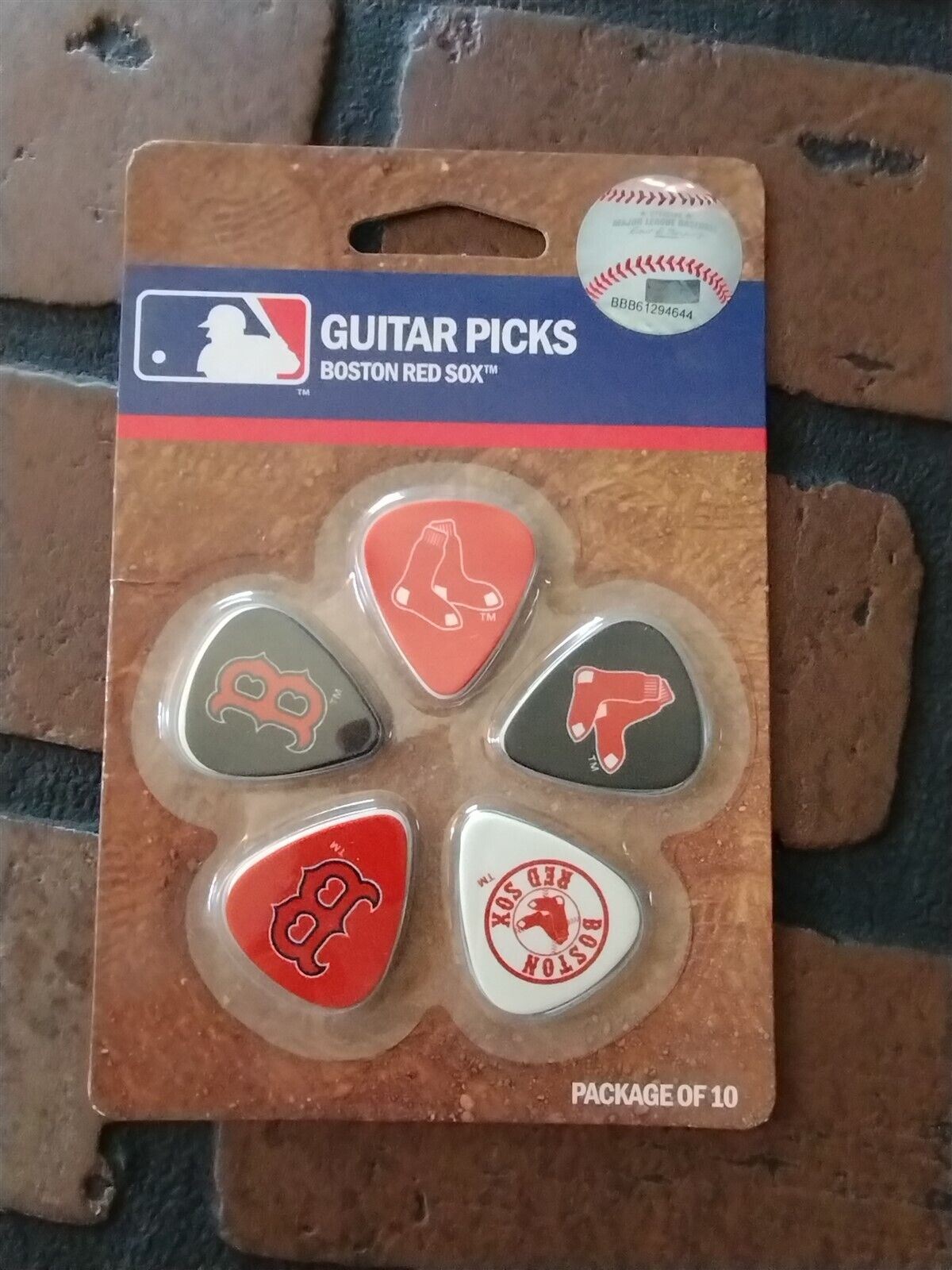 BOSTON RED SOX Set of 10 Unused Woodrow Guitar Picks/Plectrums ~Licensed~
