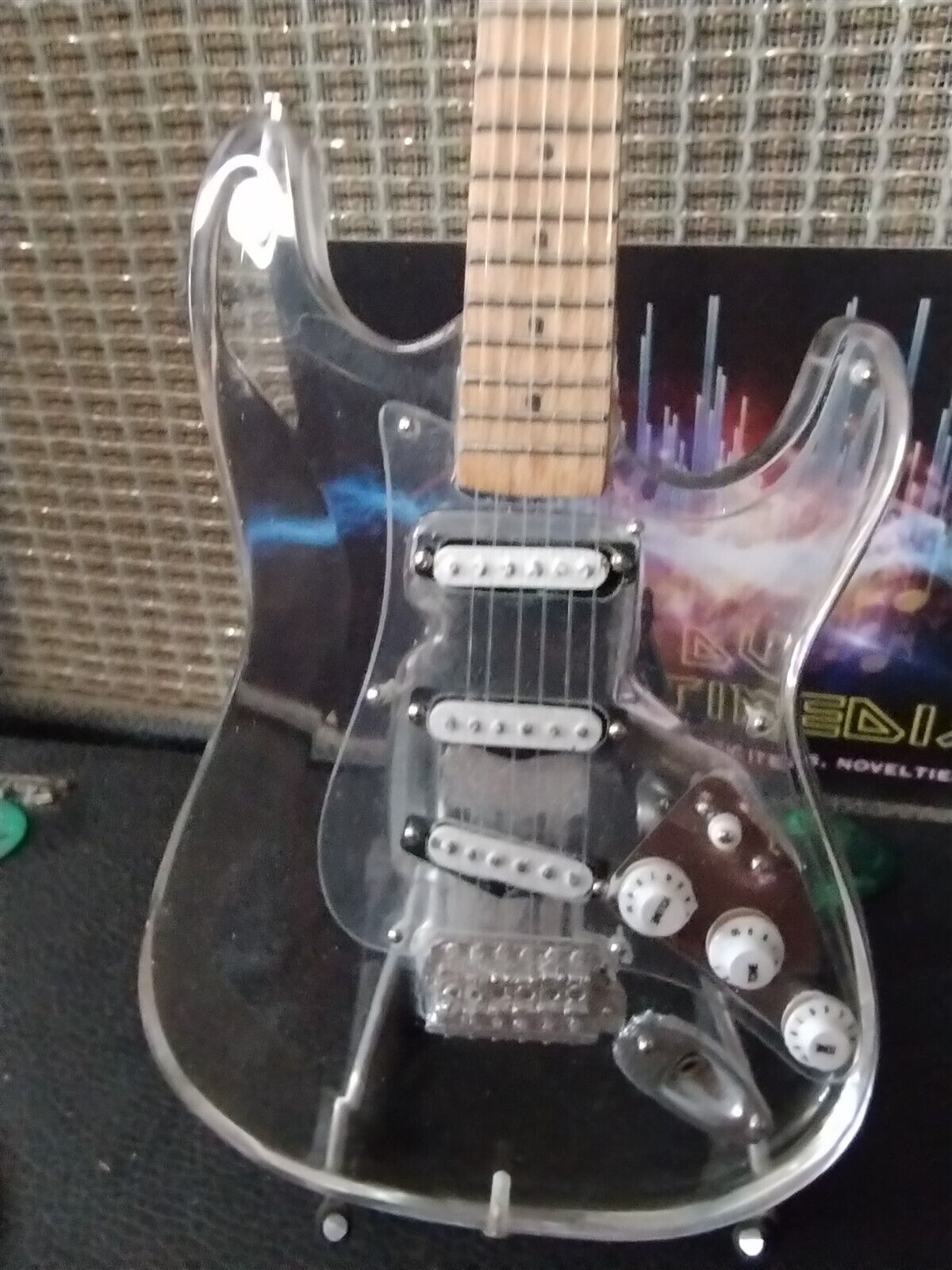 FENDER - Clear Acrylic Strat 1:4 Scale Replica Guitar ~Axe Heaven~